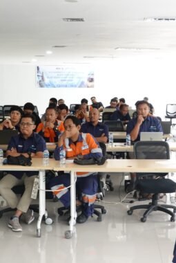 PSM Percepat Transisi Energi Lewat Pelatihan & Pemeliharaan Alat Bongkar Muat Elektrik